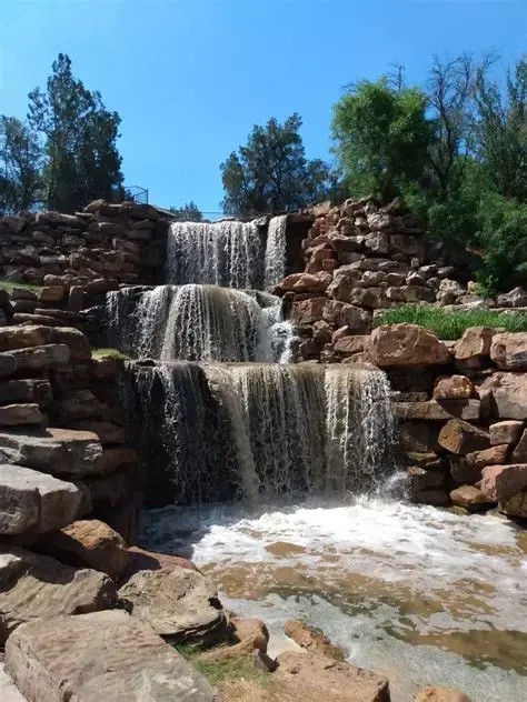 Wichita Falls waterfall cascading over rocks